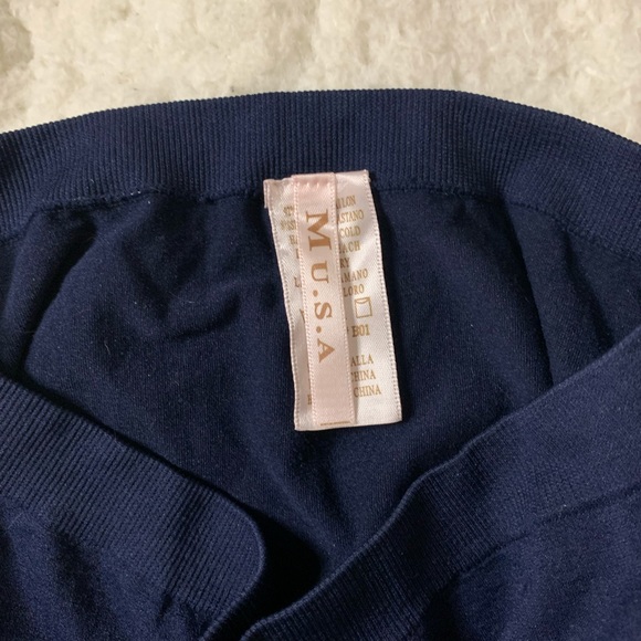 Navy Blue Bandeau - Picture 2 of 2